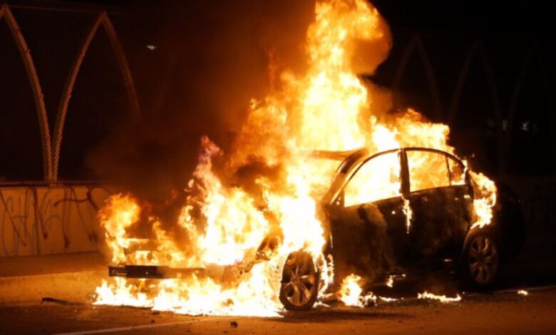 "מצב חירום": מנחה הבידור ג'יי לנו נפצע בשריפה ברכב