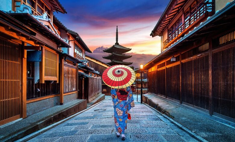 הזמן הנכון לטיול ביפן? הבנק המרכזי מוביל שינוי היסטורי