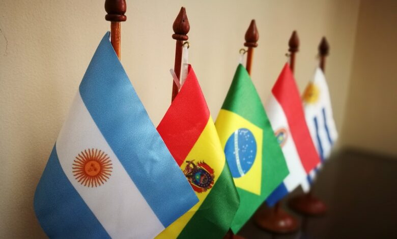 האירו של דרום אמריקה? מטבע חדש לארגנטינה וברזיל