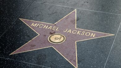 היסטוריה בעולם המוזיקה: מכירת האוסף של מייקל ג'קסון