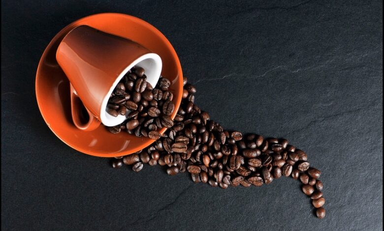 כמה קפה זה יותר מדי? מחקר מראה כמה לשתות בכל יום